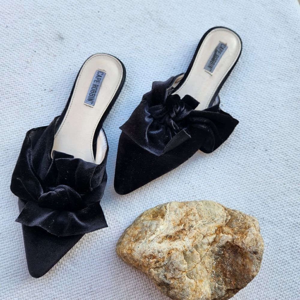 Cape robbin satin bow mules
